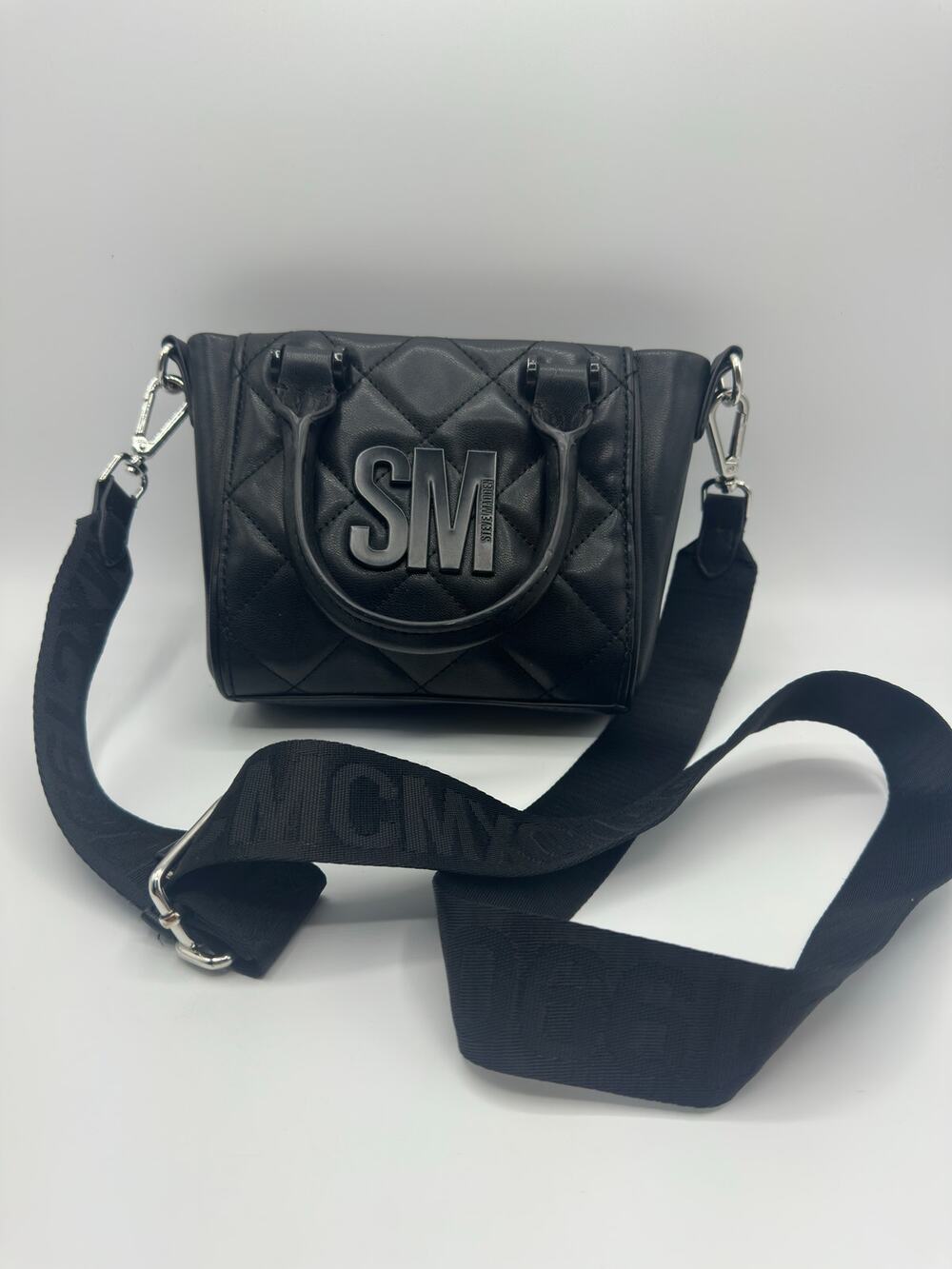 ✨ Steve Madden Bbabi Black Quilted Mini Crossbody Bag (6.5”x6”) ✨